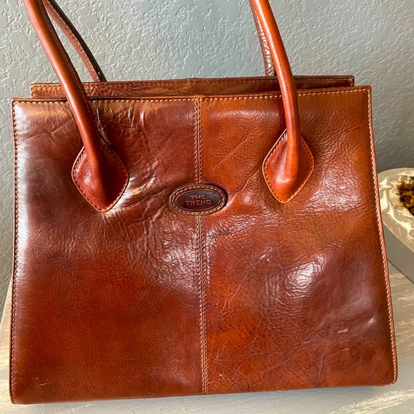 Authentic The Trend Italian brown leather tote. - Picture 8 of 16